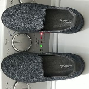 Woman's Allbirds Womans Slip Ons